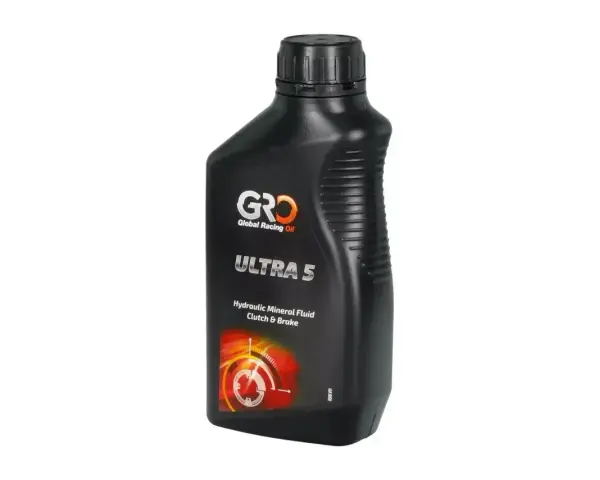 Czarny, profilowany kanister z olejem hydraulicznym GRD ULTRA 5. Różne rodzaje olejów hydraulicznych do hamulców i sprzęgieł.